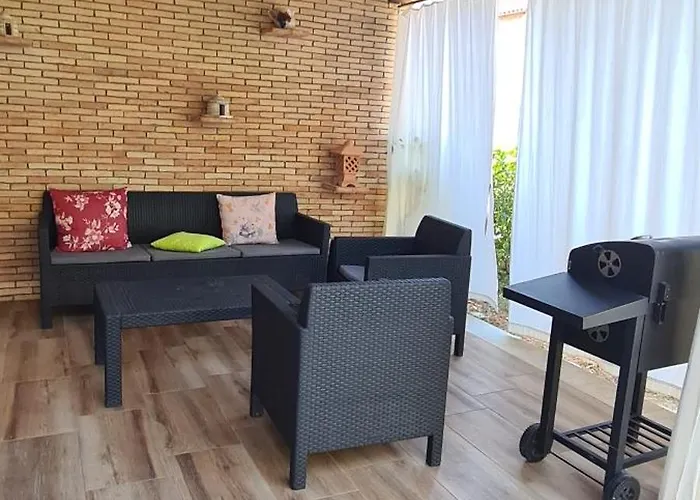 Matteo Villa *
